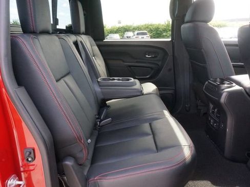Used 2024 Nissan Titan PRO-4X w/ Pro-4x Convenience Package AWD/4WD image 50