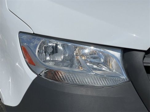 New 2024 Mercedes-Benz Sprinter 144 Cargo image 43