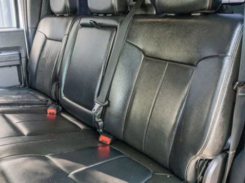 Used 2013 Ford F250 Lariat w/ Lariat Ultimate Pkg AWD/4WD image 34