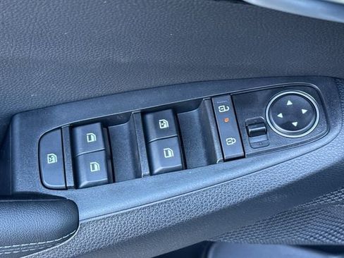 New 2026 Kia Seltos EX FWD image 13