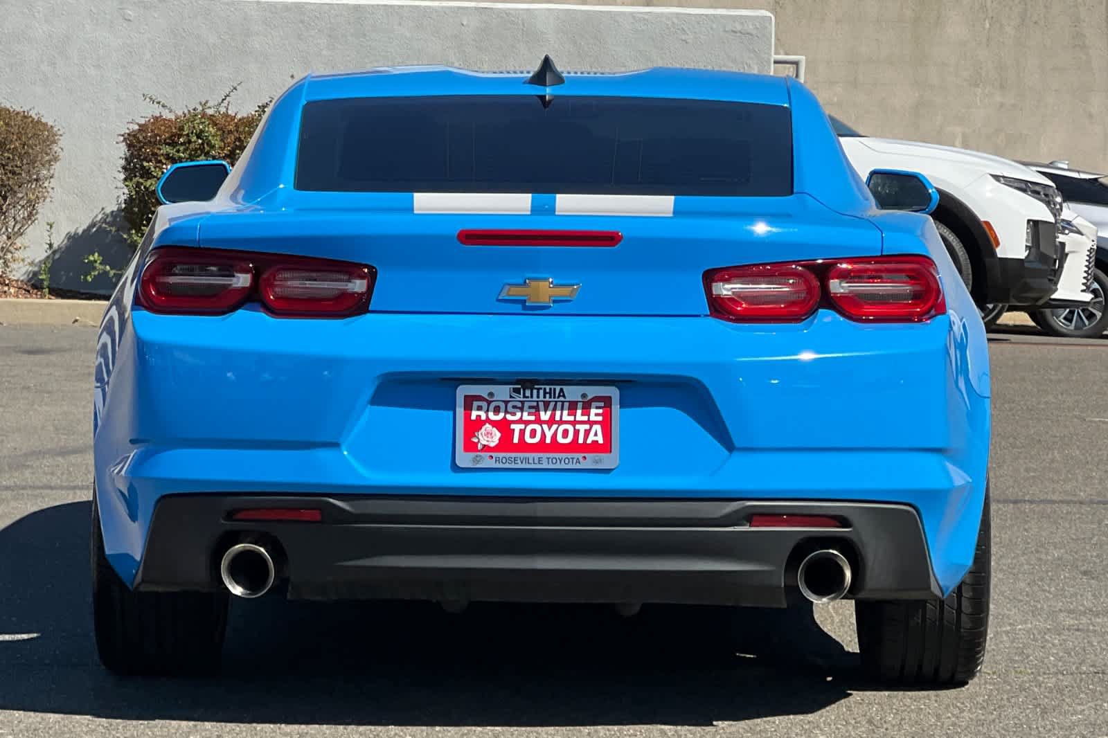 Used 2023 Chevrolet Camaro LT RWD image 8