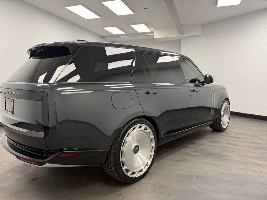 Used 2023 Land Rover Range Rover Long Wheelbase SE AWD/4WD image 24