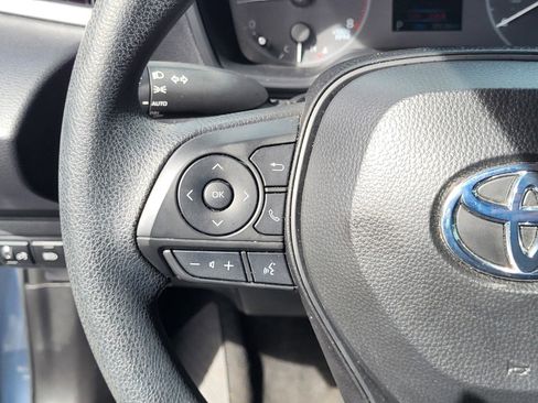 Used 2025 Toyota Corolla LE image 25