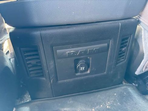 Used 2017 RAM 1500 Big Horn AWD/4WD image 17