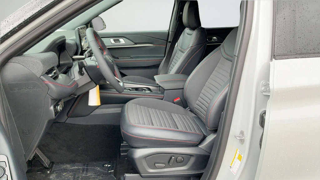 New 2027 Ford Explorer ST-Line w/ Premium Package RWD image 17