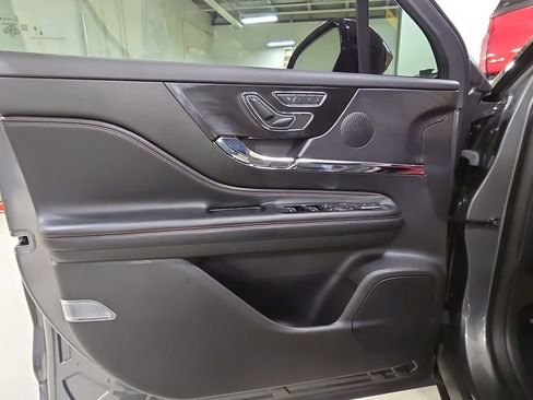 Used 2023 Lincoln Corsair Reserve w/ Equipment Group 201A image 31