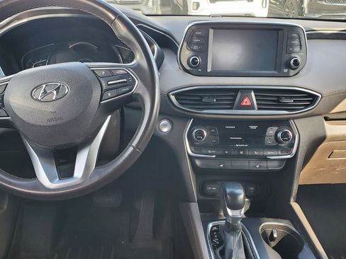 Used 2019 Hyundai Santa Fe Limited image 7