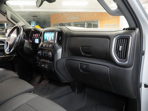 Used 2020 Chevrolet Silverado 1500 LT Trail Boss w/ Bed Protection Package image 34