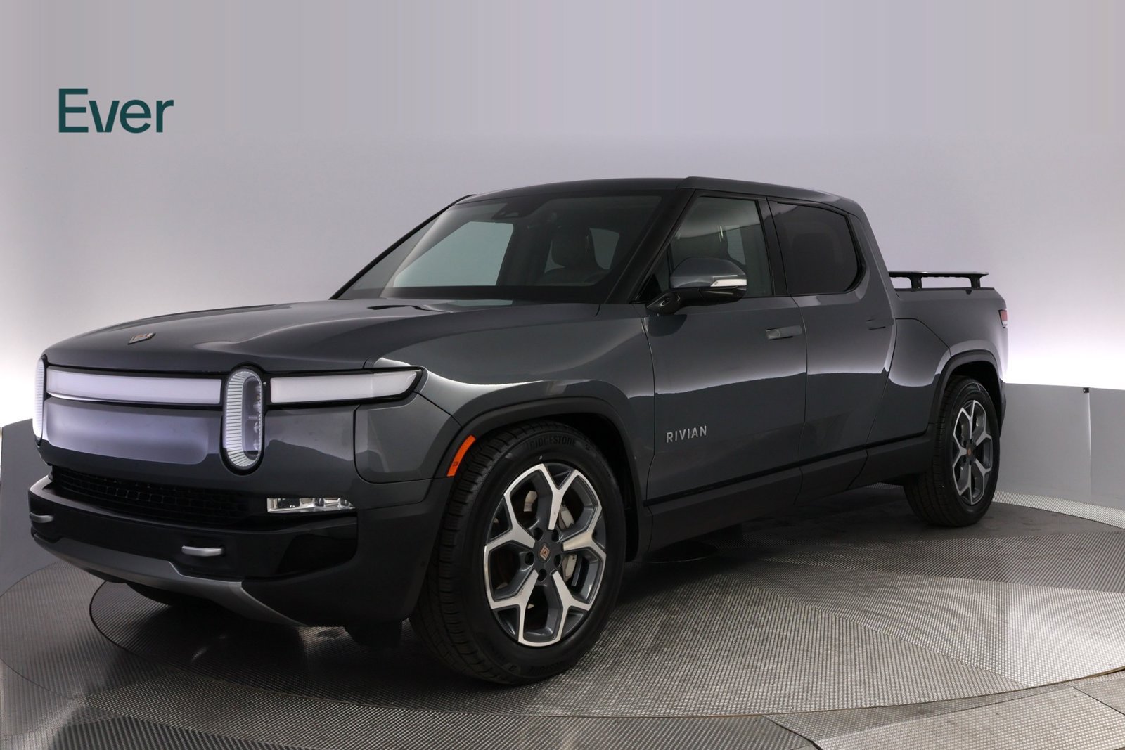 Used 2024 Rivian R1T Adventure Dual AWD/4WD image 2