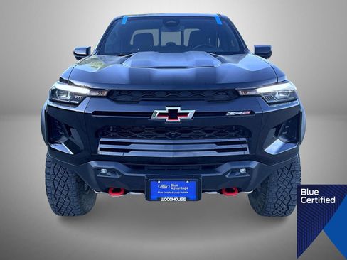 Used 2024 Chevrolet Colorado ZR2 w/ Technology Package AWD/4WD image 2