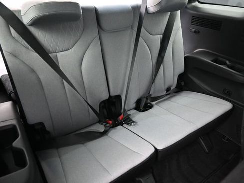 Used 2022 Hyundai Palisade SEL w/ Convenience Package image 9