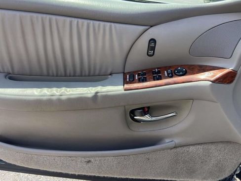 Used 2000 Buick Park Avenue FWD image 11