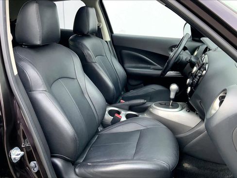 Used 2014 Nissan Juke SV w/ Premium Appearance Package image 7