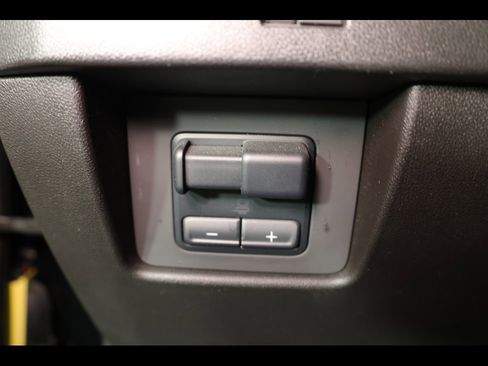 Used 2025 Chevrolet Colorado W/T w/ WT Custom Package image 14