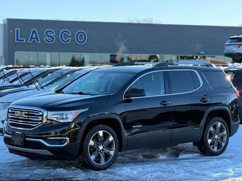 Used 2019 GMC Acadia SLT image 1