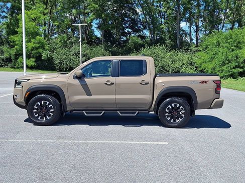 Used 2023 Nissan Frontier PRO-4X w/ Pro Convenience Package AWD/4WD image 7