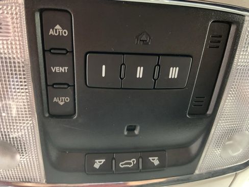 Used 2018 Dodge Durango Citadel w/ Technology Group image 36