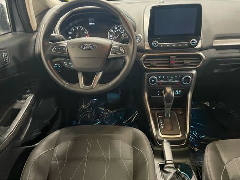 Used 2020 Ford EcoSport SE w/ SE Convenience Package image 13