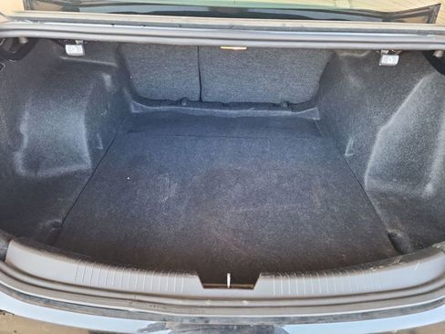 Used 2024 Chevrolet Malibu LT image 39