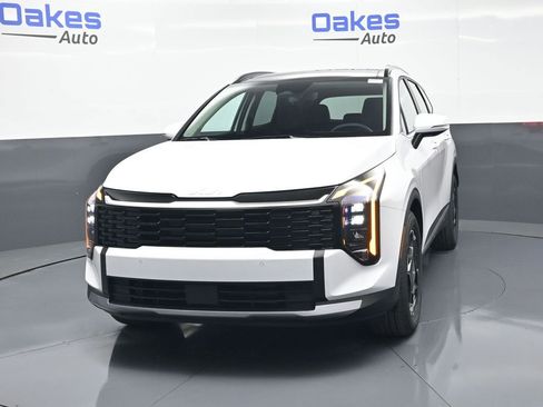 New 2026 Kia Sportage EX image 4