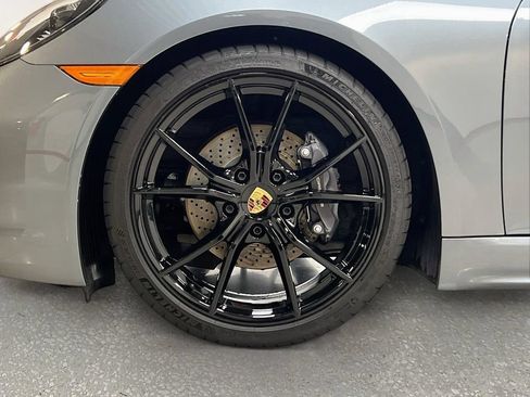 Certified 2025 Porsche 718 Cayman RWD image 30