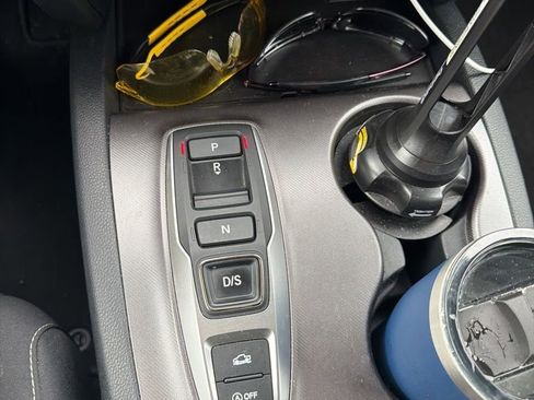 Used 2021 Honda Ridgeline Sport image 15