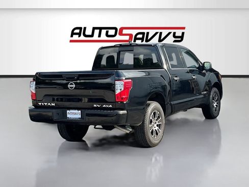 Used 2024 Nissan Titan SV AWD/4WD image 7