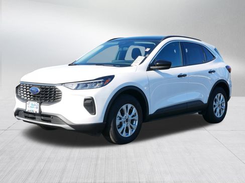 Used 2024 Ford Escape Active w/ Tech Pack #1 image 3