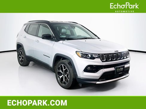 Used 2025 Jeep Compass Limited AWD/4WD image 1