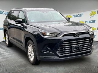 Used 2025 Toyota Grand Highlander AWD video 1