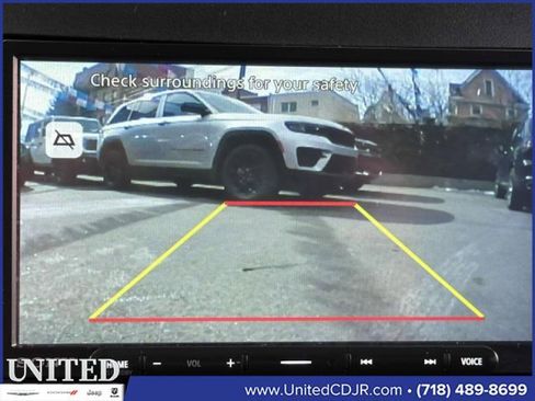 Used 2018 Jeep Wrangler Unlimited Sport S image 27