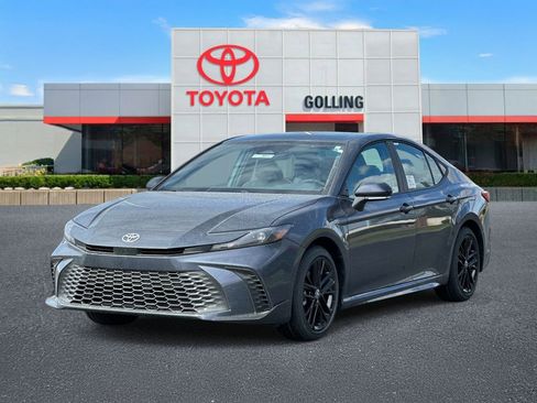 New 2026 Toyota Camry SE FWD image 6