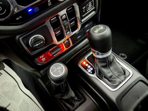 Used 2025 Jeep Wrangler Unlimited Sport S 4xe AWD/4WD image 16
