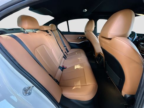 Used 2023 BMW 330i Sedan w/ M Sport Package image 27