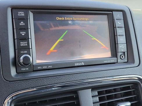 Used 2015 Dodge Grand Caravan R/T w/ Driver Convenience Group FWD image 14