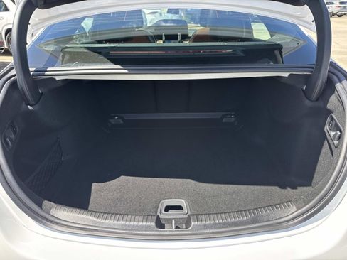 Used 2025 Mercedes-Benz C 300 Sedan image 8