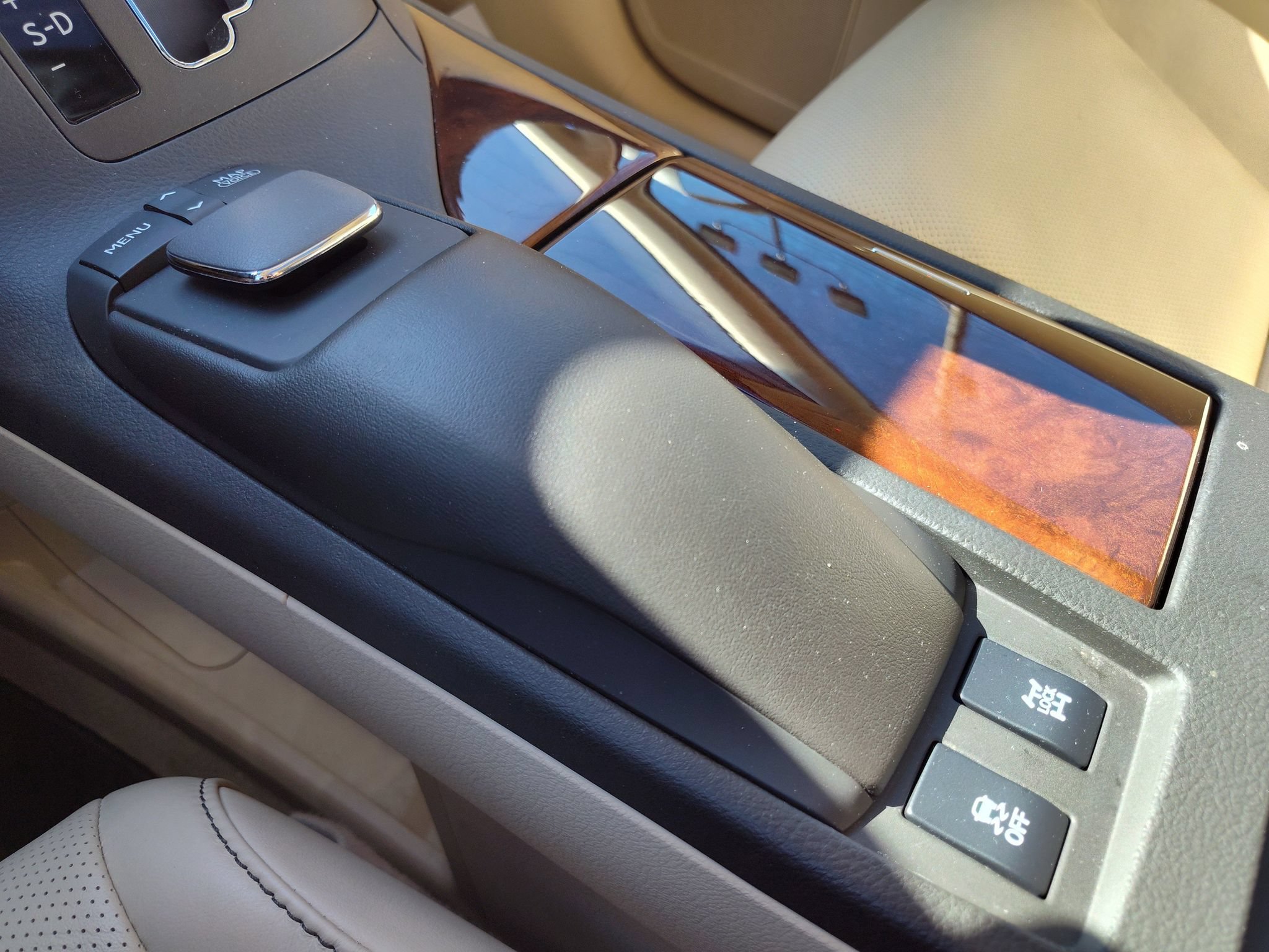 Used 2013 Lexus RX 350 AWD w/ Navigation Pkg image 32