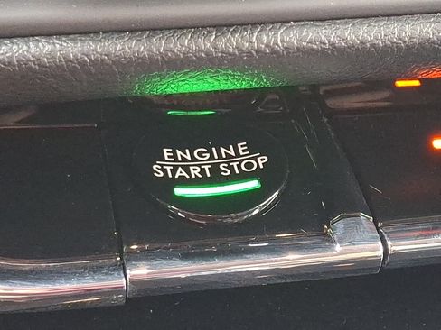 Certified 2026 Lincoln Corsair Premiere AWD/4WD image 23