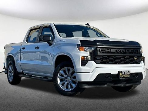 Used 2022 Chevrolet Silverado 1500 Custom image 2