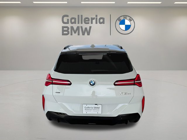 Certified 2026 BMW X3 xDrive30i w/ M Sport Package AWD/4WD image 8
