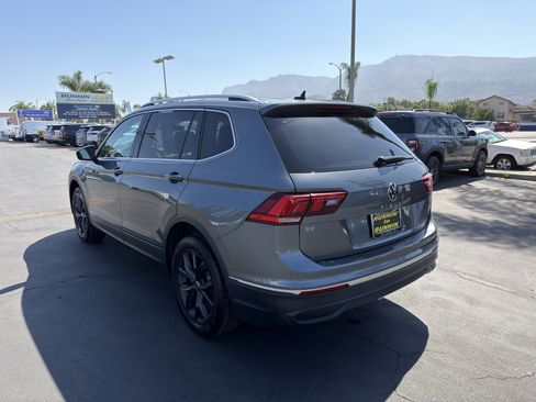 Used 2024 Volkswagen Tiguan SE FWD image 6