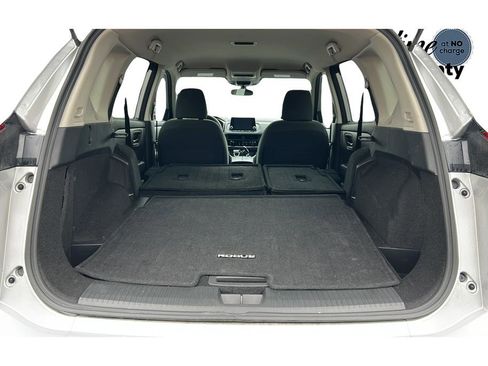 Certified 2025 Nissan Rogue S AWD/4WD image 9