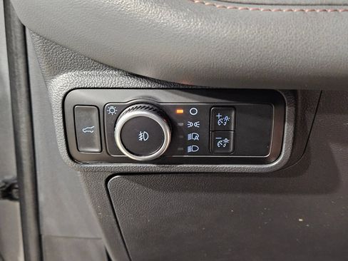 Used 2025 Ford Explorer Active w/ Active Comfort Package AWD/4WD image 26