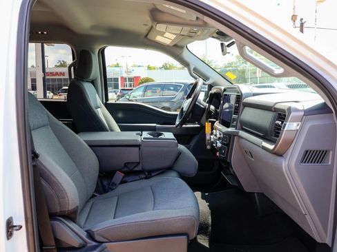 Used 2025 Ford F150 XLT w/ Equipment Group 301A Standard AWD/4WD image 8