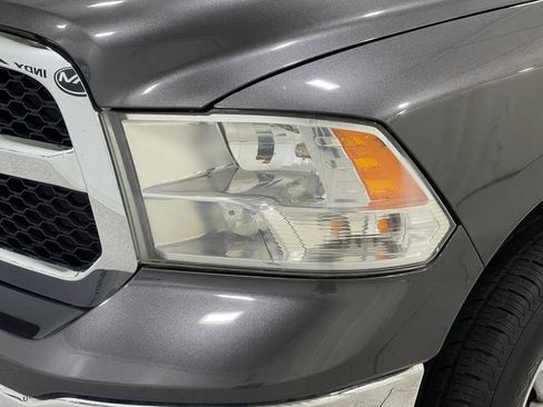 Used 2020 RAM 1500 Classic SLT w/ Luxury Group RWD image 32