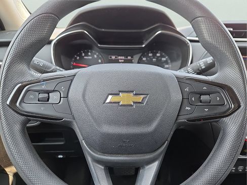 Used 2023 Chevrolet TrailBlazer LT FWD image 24