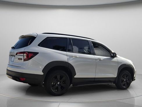 Used 2022 Honda Pilot TrailSport image 7