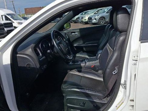 Used 2019 Dodge Charger SXT w/ Leather Interior Group RWD image 14