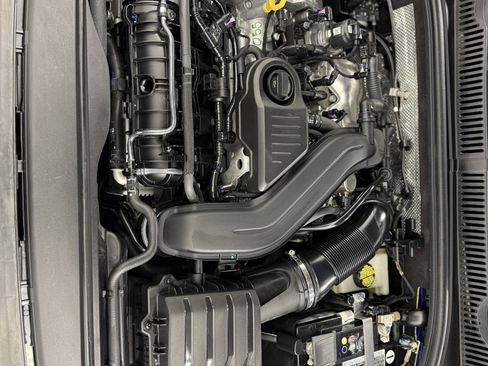 Certified 2023 Volkswagen Jetta SE image 28