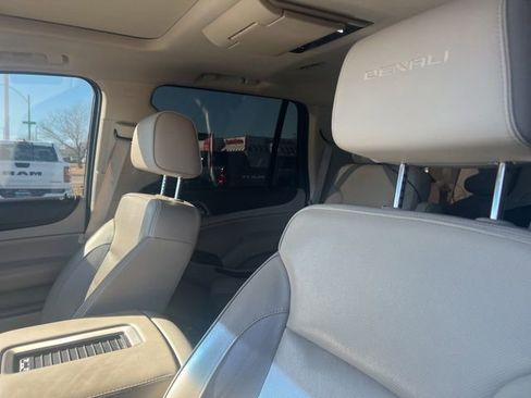 Used 2018 GMC Yukon Denali w/ Denali Ultimate Package image 6